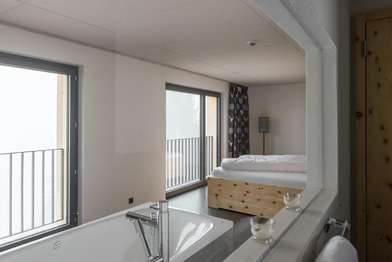 Berghotel Mettmen Schwanden  Εξωτερικό φωτογραφία
