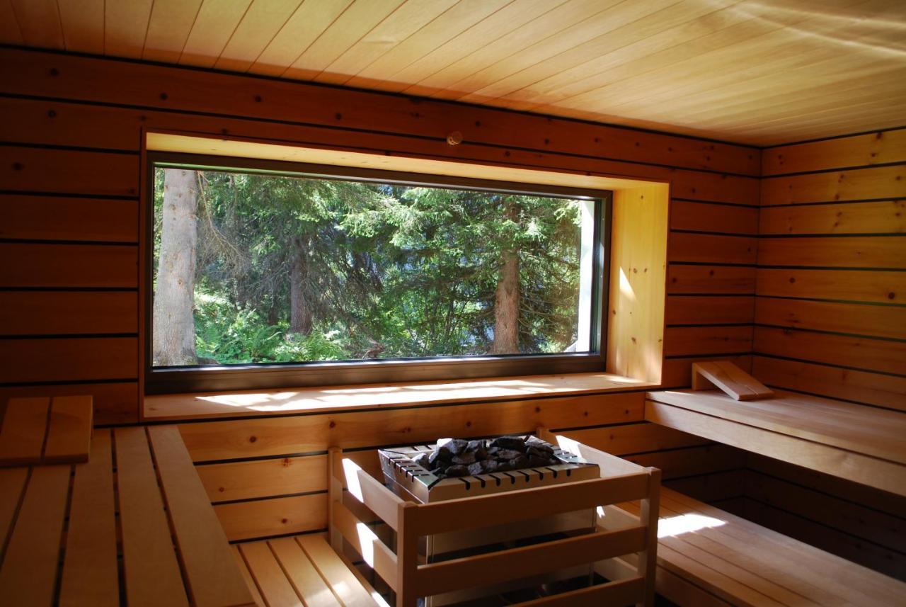 Berghotel Mettmen Schwanden  Εξωτερικό φωτογραφία